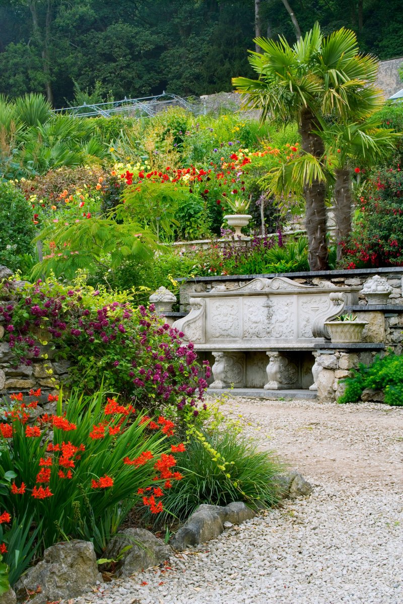 Yikes it's almost September, this weekend you can enjoy MIDDLE BLAKEBANK, #Kendal on Sat 2nd &amp; YEWBARROW HOUSE on Sun 3rd findagarden.ngs.org.uk/garden/31498/m…
findagarden.ngs.org.uk/garden/16737/y…