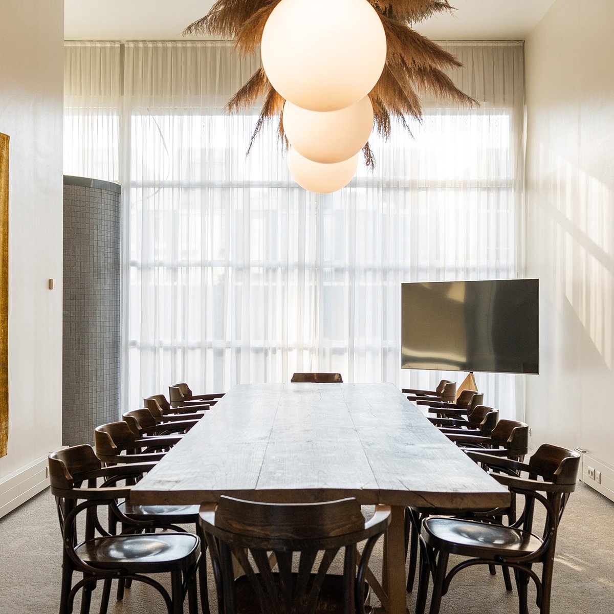 bardoffice's tweet photo. This sparks perfection.

📍 Bar d'Office Antwerpen | Humgy

#bardoffice #coworking #flexoffice #workspace #work #meet #inspire #coworkingspace #office #cowork https://t.co/FcUzNT1GmP