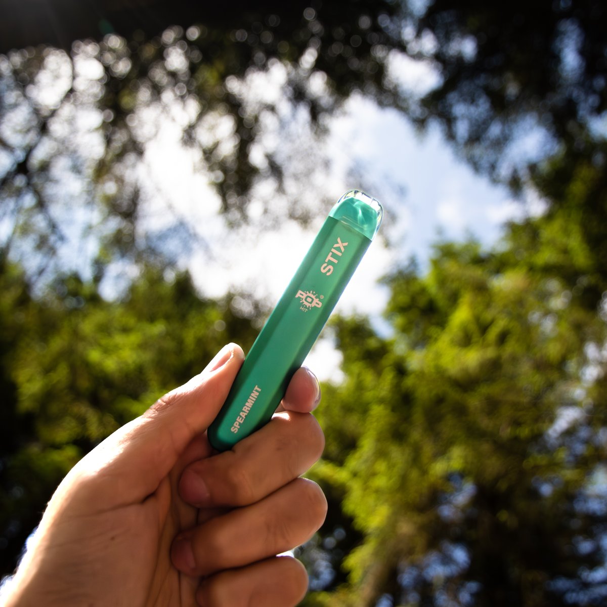 POPVaporUK2's tweet photo. Spearmint is a classic flavour that has lasted the test of time across different products. It's a classic for a reason ๐
This product contains nicotine, nicotine is an addictive substance. No under 18s ๐
#popvapor #excellenceredefined #spearmint #mintvape #mintflavour #vape https://t.co/d7JxrmfCvS