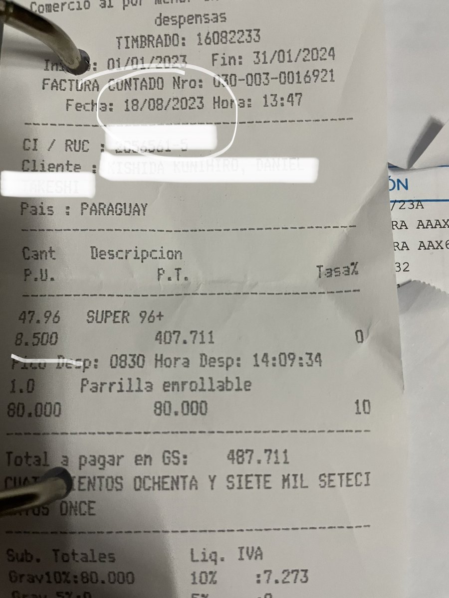 tkrushion's tweet photo. Que chanta que son el estado y todas las estaciones de servicio..
El viernes el combustible estaba a 8.500.. y si le restamos 600, quedaría en 7.900.. pero nop… subieron 200gs para bajar 600gs… en realidad la baja es de 400gs.. CHANTAS!!!
@enriquevp @PresidenciaPy @sedecopy https://t.co/21PAJHZZoH