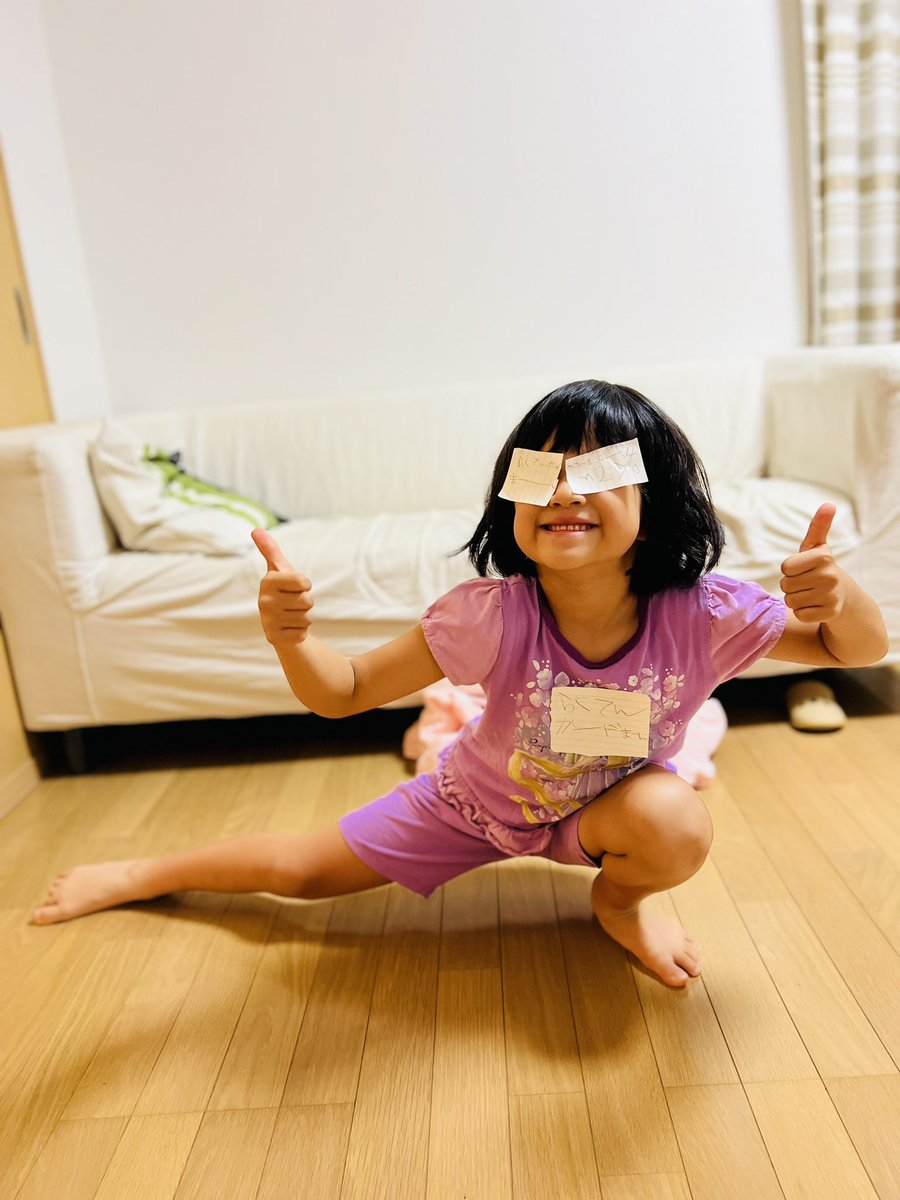 「楽天カードマーン！！！」

急に作って貼ってポーズとった

6歳娘ww