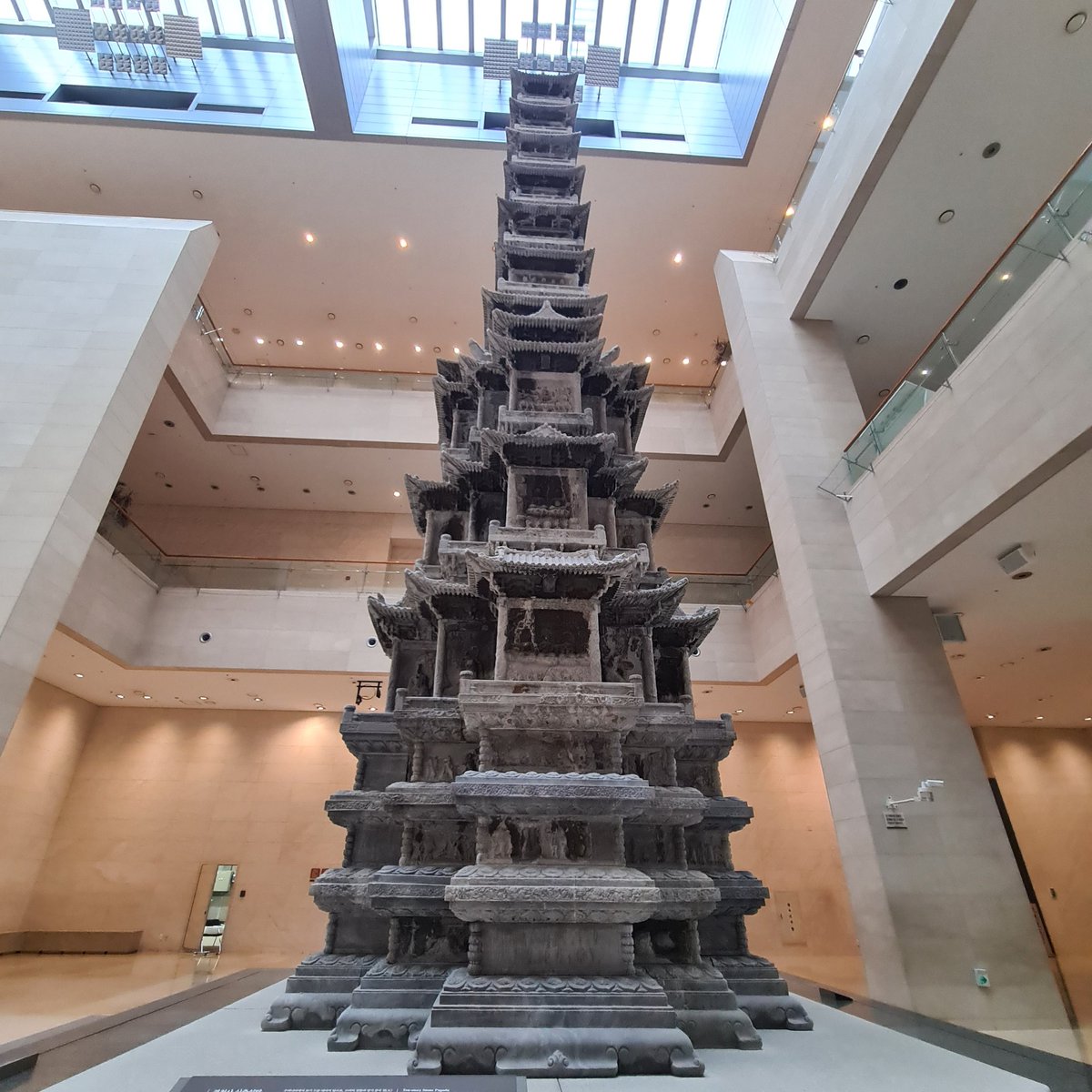 Isabwell's tweet photo. I explored a bit of history in my latest #IsaInAsia vlog.🫶
➡️ https://t.co/8kbNnCnl9S https://t.co/lzgsAVHo5y