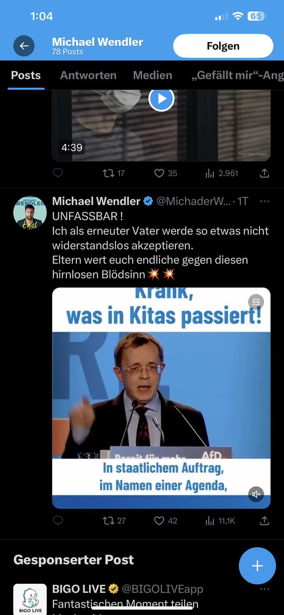 Kann man nicht endlich diesem hirnlosen Möchtegern Schlagersänger den Mund verbieten? #noafd du predigst nach Versöhnung? Dann hör endlich auf zu jammern, Stell dich deiner Vergangenheit, zahle deine Steuern in D, wohne hier mit Lore und Kind, dann darfst wieder mitreden