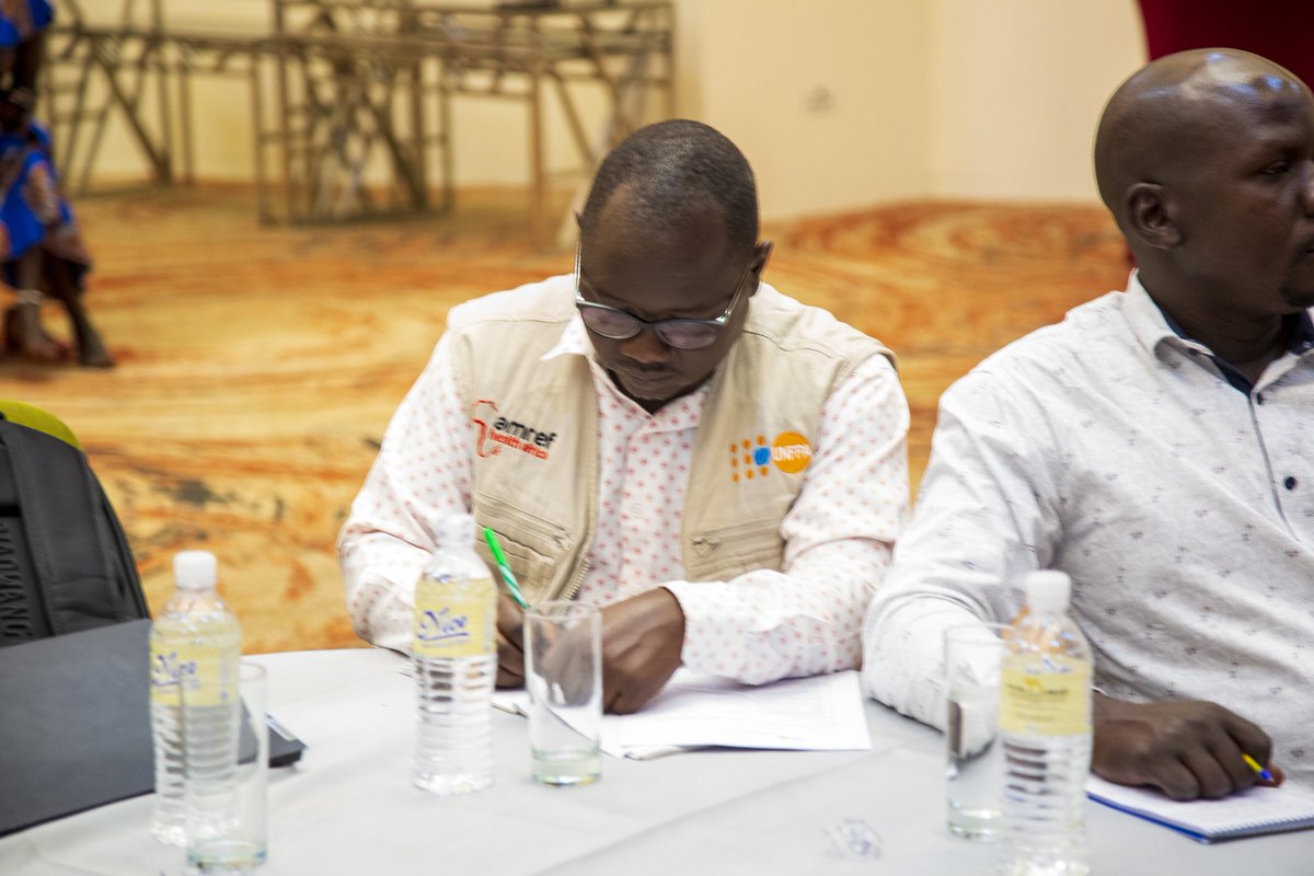 IsaacKendi's tweet photo. "Day 2 of #UNFPA 🇸🇸 review meeting, where @Amref_Africa proudly contributes to the 4th GOSS/UNFPA Country program. Together with government and NGOs, we're transforming health and well-being in Sudan. Making a positive impact! 💪✨ 
@OlajideDemola
@Amref_SSudan @UNFPASouthSudan https://t.co/pF9HcqNeh5