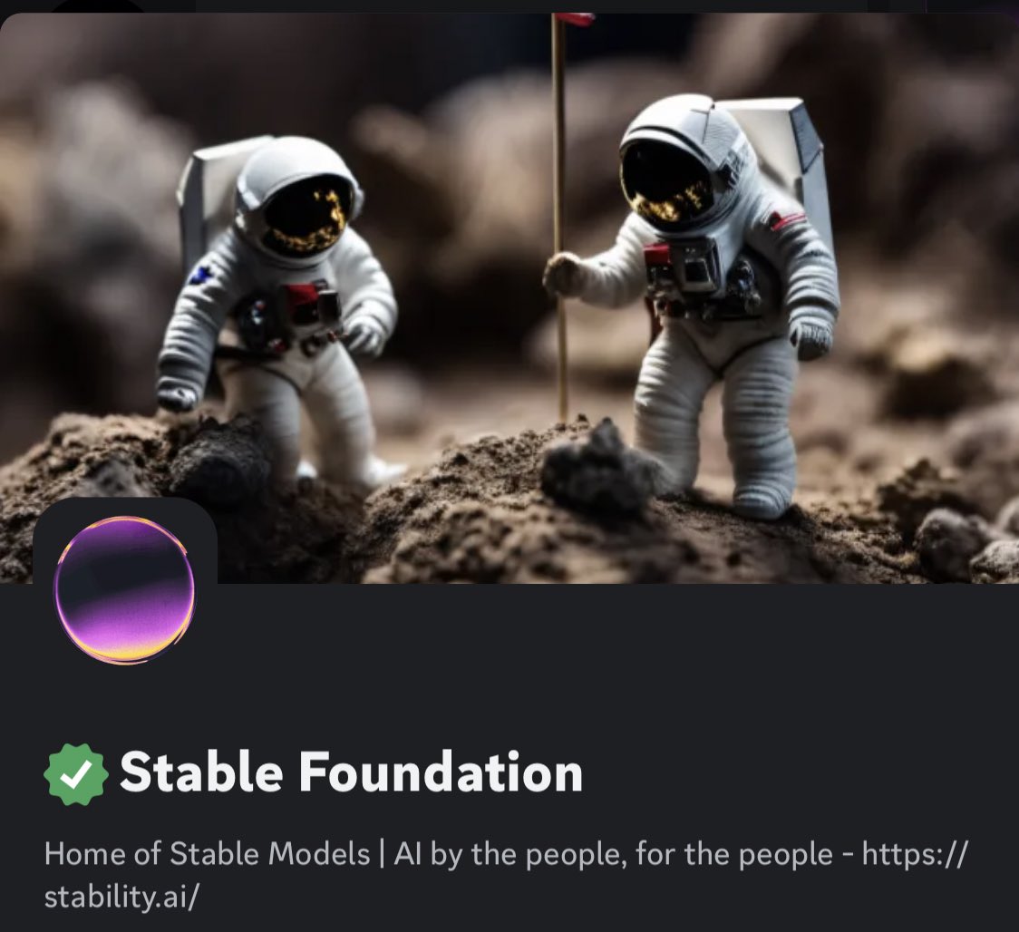 mahdihomeyli's tweet photo. 2/11
نام این هوش مصنوعی #stablefoundation هستش که از طریق اون میتونید به راحتی با کمک هوش مصنوعی انواع تصاویر رو تولید کنید، این مدل مدتی هست که معرفی شده ولی در تاریخ 11 جولای 2023 آپدیت sdxl 1.0 رو براش ارائه دادند که به عنوان قوی ترین مدل #استیبل_فاندیشن تا الان مطرح شده https://t.co/3iGDYFKWIT