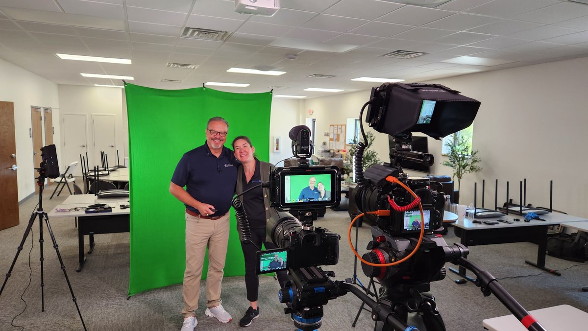 TerrapinBlue's tweet photo. What a productive first day we had capturing media collateral for our friends at @ectbus! The Terrapin Blue team is looking forward to day two. #GreenScreen #TellingTheStory https://t.co/uRUSPDMe5i