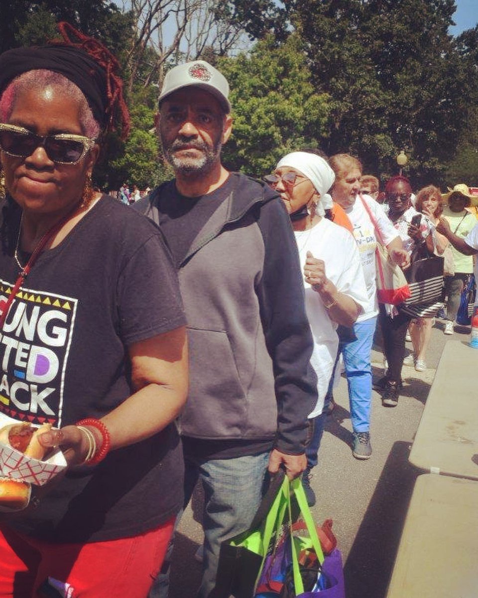 PhilaParkandRec's tweet photo. Senior Day in the Park is one of our favorite days of summer! It’s a chance to celebrate the community members and staff who bring our 6 older adult centers to life! 

Check out how older adults stay active in Philly: https://t.co/HvQ0J3pKmF https://t.co/4IUn81qrqP