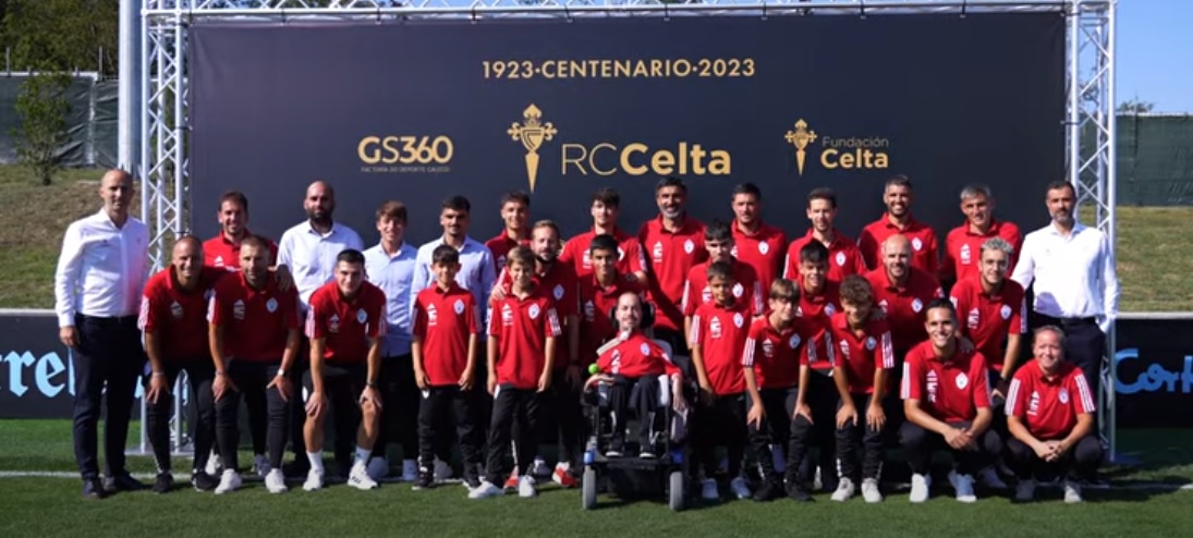 Día de aniversarios en Casa <a href="/RCCelta/">Celta</a>.

Cumpre 33 anos o responsable de que os xogadores do Fortuna vaian como motos. Cumpre anos o preparador físico <a href="/fgcristian/">Cristian Fernandez</a> 

E cumpre 38 anos o delegado do actual equipo gañador da Liga Genuine. Cumpre anos <a href="/franelixs/">francisco diaz</a> 

Parabens rapaces!