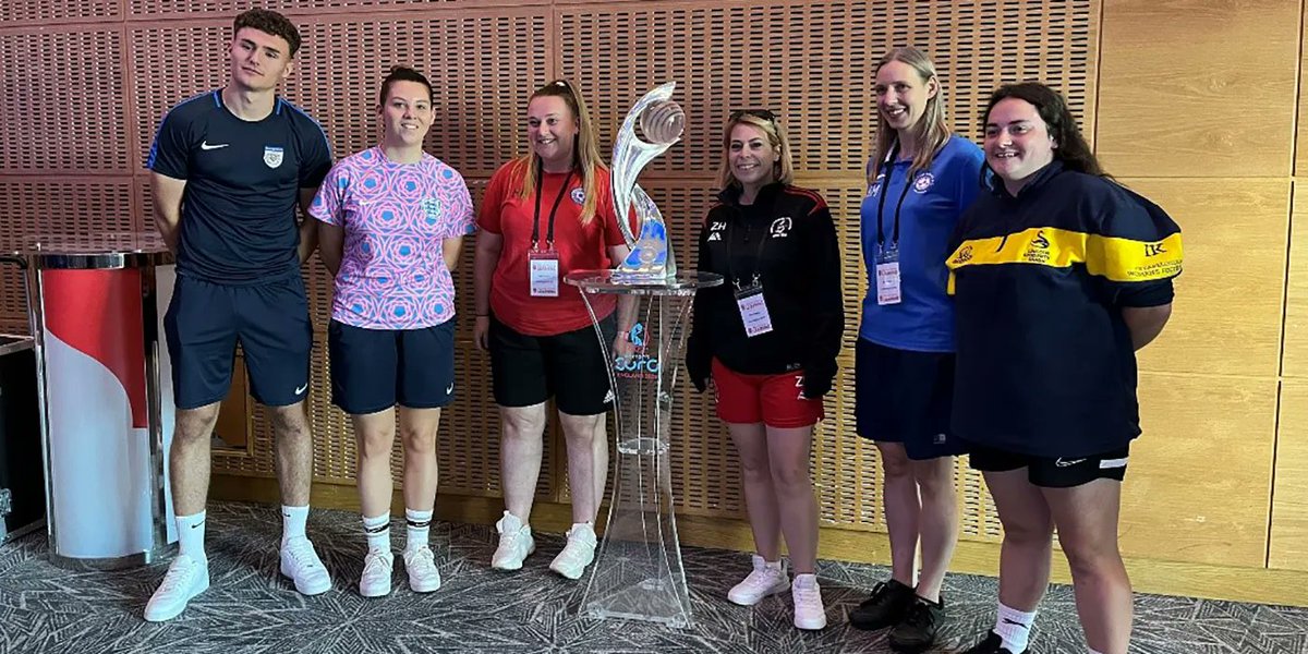 CambsFA's tweet photo. Earlier this month, four #grassroots #football #coaches from #Cambridgeshire formed part of a 250-strong group of delegates to attend the @FA Grassroots Female Football Coaches' Conference, which was hosted at St. George's Park.

➡️ https://t.co/8Uhnno4WN9 https://t.co/qdHJ6DprW8