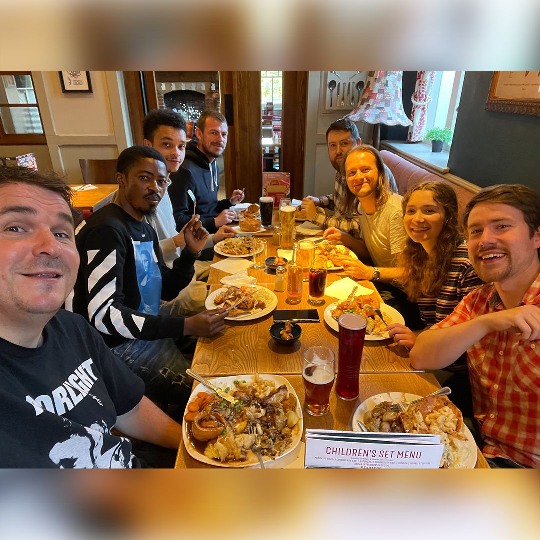 SlinkyProd's tweet photo. Once again, it's time for the annual intern switcharoo!🔀 Farewell and all the best Kayode, thanks for everything! And welcome Matt, here's to your year!
#interns #hiandbye #videoproduction #university #uni #placements https://t.co/I31KO5mVfS