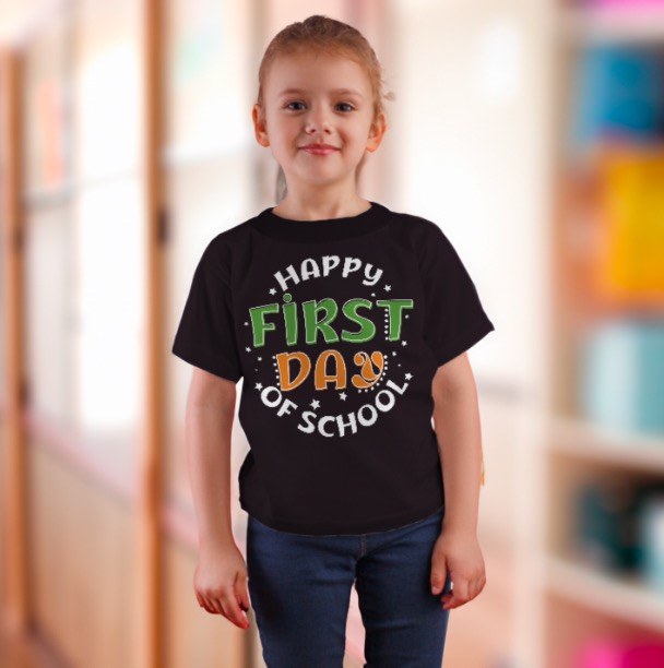 oussama59926470's tweet photo. @ngarciawd7 @OB_Foxes 🎉 Embracing the first day of school with joy 
i found this shirt here🎉💳💯🇺🇸✅
@walker_jam37632 https://t.co/woJH3CUtNa