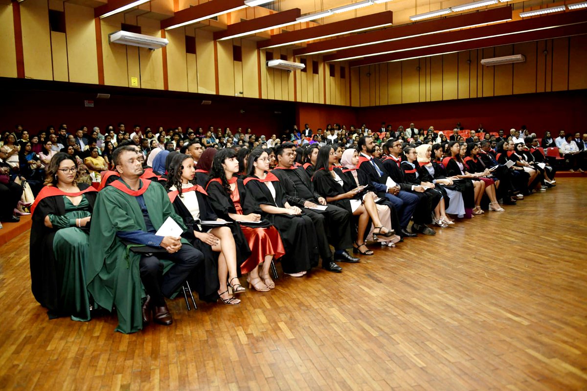 UniOfMauritius's tweet photo. 135 students graduated from the Faculty of Law and Management (Part III) this Thursday morning, 24 August 2023, in POWA.
Me Louis Richard Toulouse, Attorney-at-Law, was the Guest Speaker of this ceremony.
#UoM #graduation_ceremony #graduates2023 #FLM_Part3 #session6 https://t.co/bgSuokcJQu