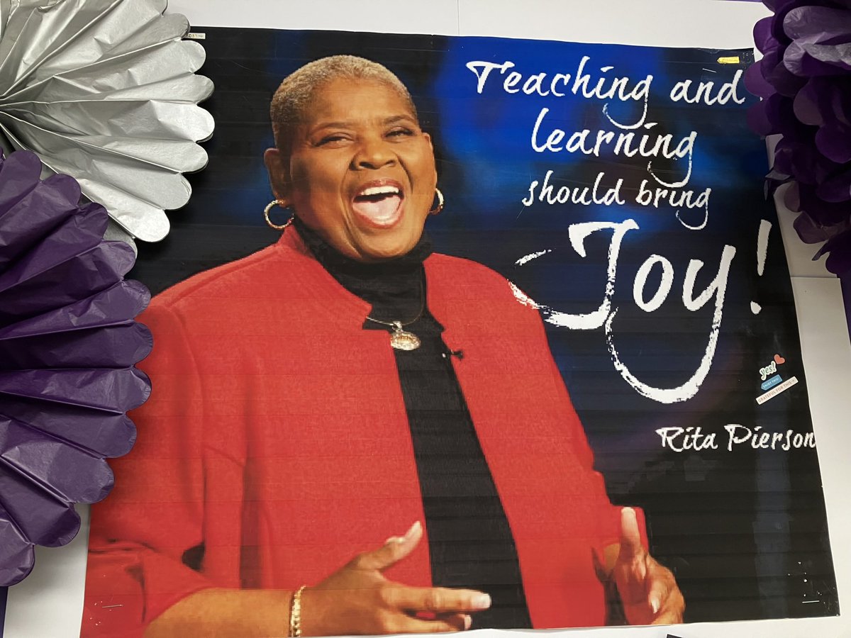 MrsTG's tweet photo. @AnIowaTeacher Praying for a sense of peace and JOY for you this morning as you begin a new year! https://t.co/dhCGst5PS0