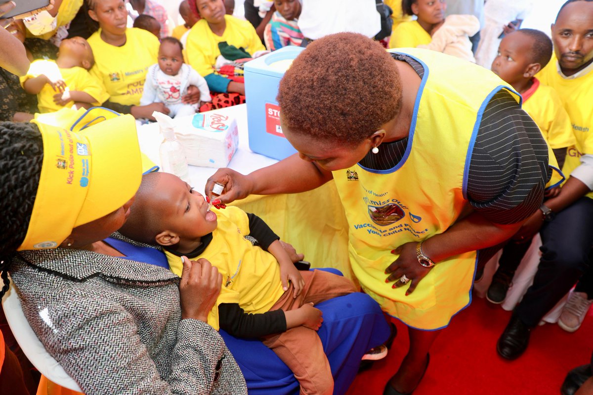 ShaheenSnilofer's tweet photo. Two drops, Saves lives, @EndPolioNow at the launch of #vaccinationcampaign at #Kiambu as the 1st phase is aimed at targeting 1.8Mn U5 children in the 4 high risk counties, Nairobi, Garissa, Kiambu &amp; Kajiado to interrupt further disruption of polio spread. #targetzerodosechildren https://t.co/TQ7ZAQu5aD