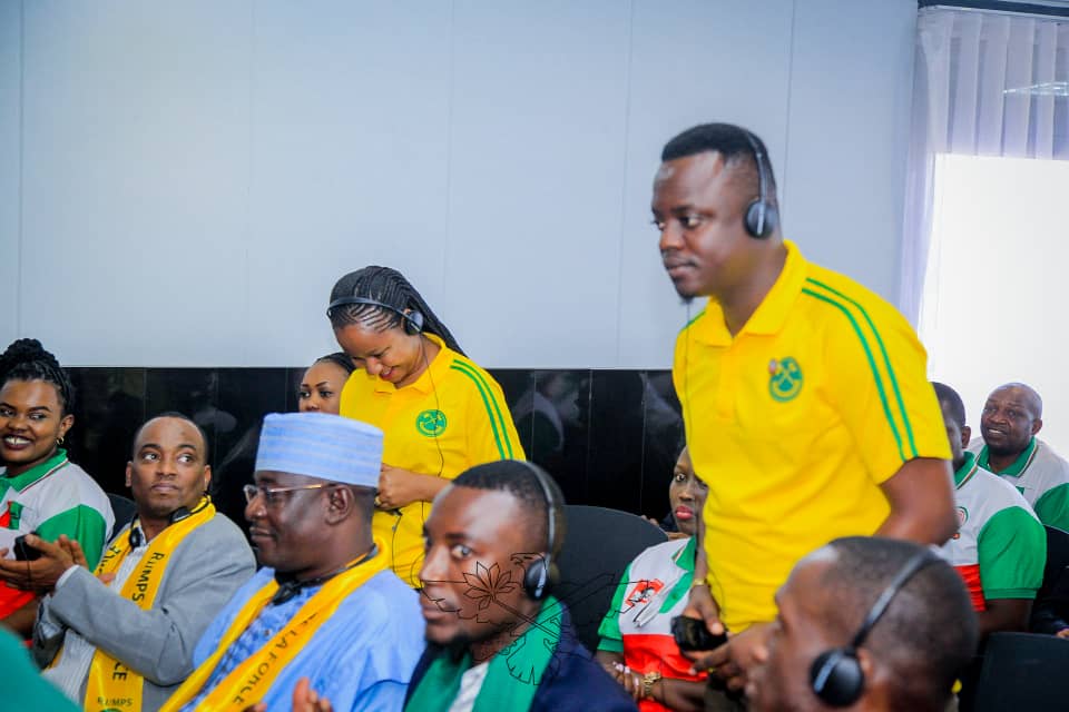 Sous le thème " Le rôle de la jeunesse africaine dans la promotion des valeurs de la Paix et de la sécurité, piliers du développement durable "le <a href="/CnddFdd/">CNDD-FDD</a> anime une conférence d'échanges d'expérience avec les délégations étrangères invitées pour la célébration de #ImbonerakureDay