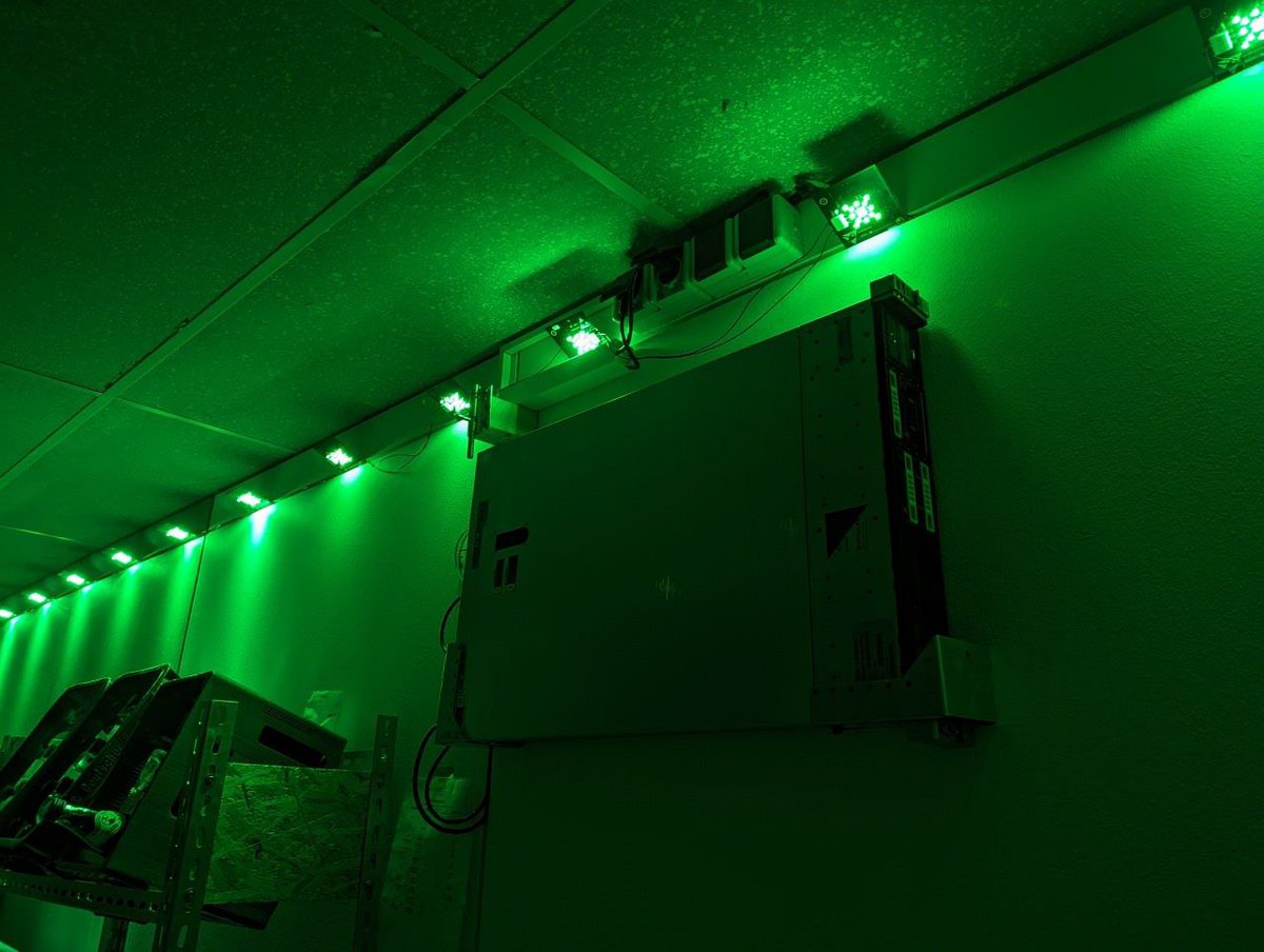 vspace.one tweet media