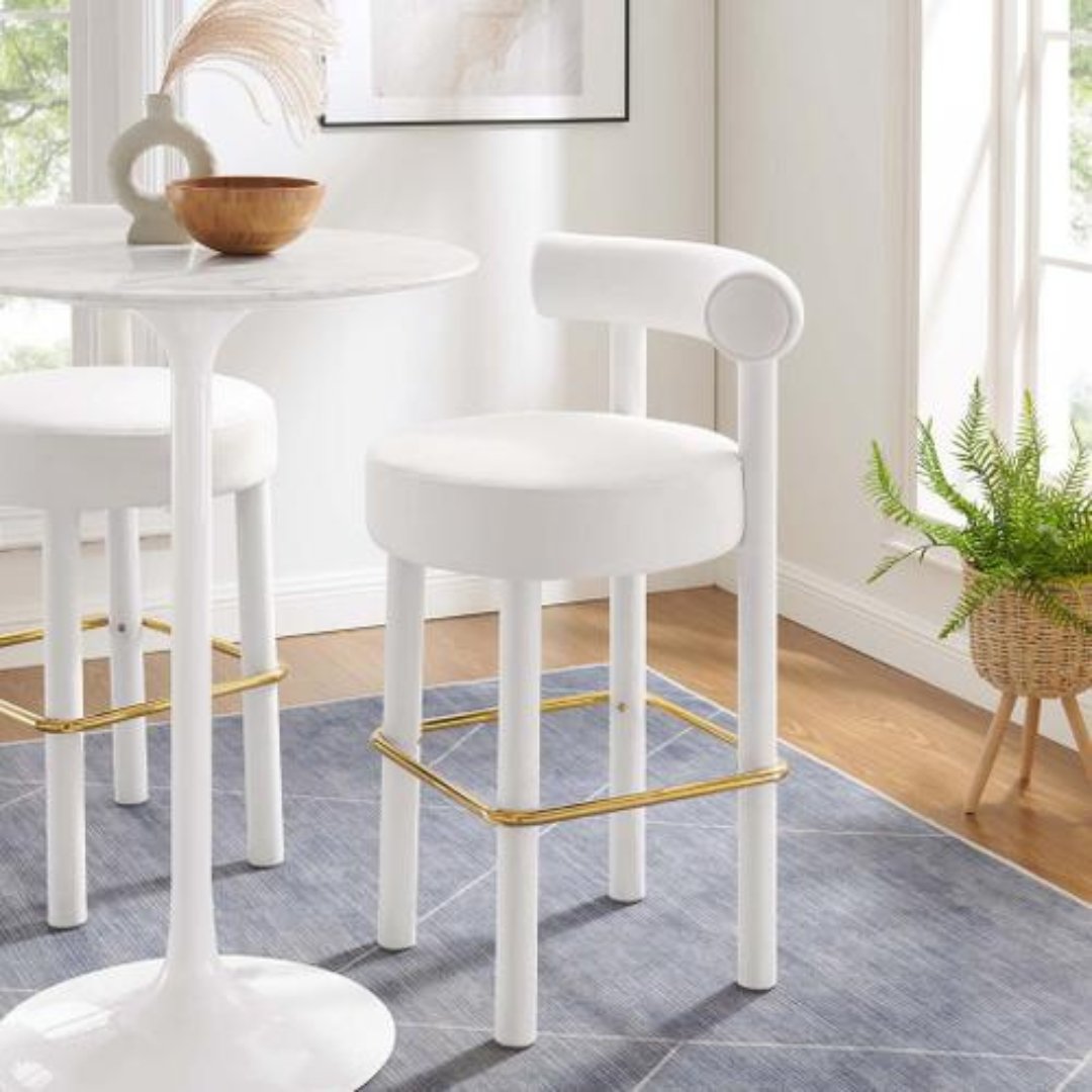 Elevate Your Home Bar with These Chic Bar Stools 👉 bit.ly/3Ea63LS
.
This #bar stool exudes modern luxury and glam deco style.
.
#BarStools #interiør #interior2you #interiorstyling #naturalliving #neutralhome #myhome2inspire #homeinspo #scandinaviandesign