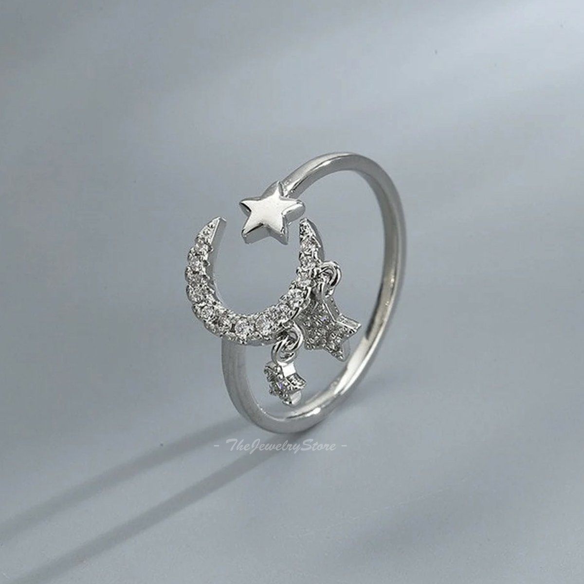 jewelrystore49's tweet image. Silver Pave Crescent Moon and Star Ring, Silver Zirconia Ring, Adjustable Ring, Round Cut Open Ring, Minimalist Cute Ring, Birthday Gift etsy.me/3QZyGTw via @Etsy 

#celestialring
#adjustablering
#tinyring
#minimalistring
#giftforher
#Czring
#thejewelrystorein
#goldplated