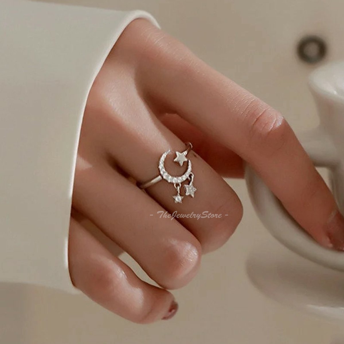 jewelrystore49's tweet image. Silver Pave Crescent Moon and Star Ring, Silver Zirconia Ring, Adjustable Ring, Round Cut Open Ring, Minimalist Cute Ring, Birthday Gift etsy.me/3QZyGTw via @Etsy 

#celestialring
#adjustablering
#tinyring
#minimalistring
#giftforher
#Czring
#thejewelrystorein
#goldplated