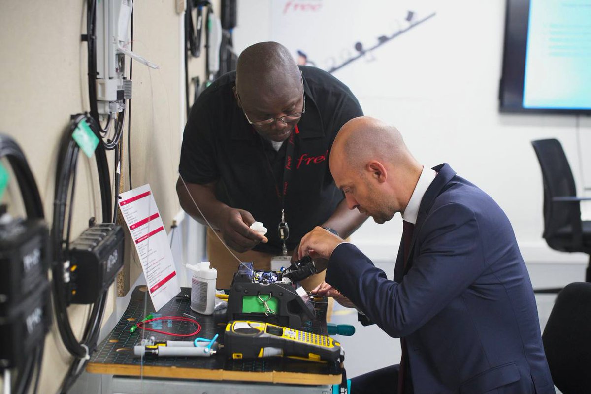 Dans la lutte contre les installations sauvages et les infrastructures dégradées, la bonne formation des techniciens qui déploient la fibre est essentielle. J'étais ce matin aux côtés d'Idriss, formateur au centre de formation technique <a href="/free/">Free</a> à Argenteuil, dans le Val-d'Oise.