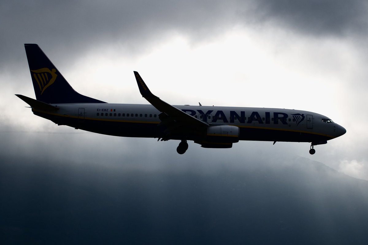 Juli0_Albert0's tweet photo. EI-EBZ - Boeing 737-8AS
Y se hizo la luz con el @Ryanair_ES
#levx
#aviationphotography https://t.co/8MiwK1qRdn