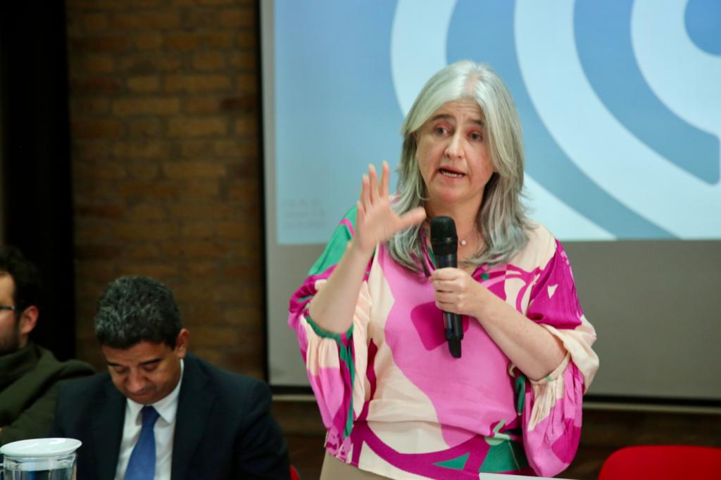 Minvivienda's tweet photo. Iniciamos seguimiento a 87 proyectos de agua potable y saneamiento básico, y convocamos a veedurías ciudadanas en los 24 departamentos donde se ejecutarán. Se podrán inscribir a partir del 1.° de septiembre en https://t.co/nADDOu9oEN

Nota en:
https://t.co/6VIJxpiKB1 https://t.co/EvgkEUu4YN