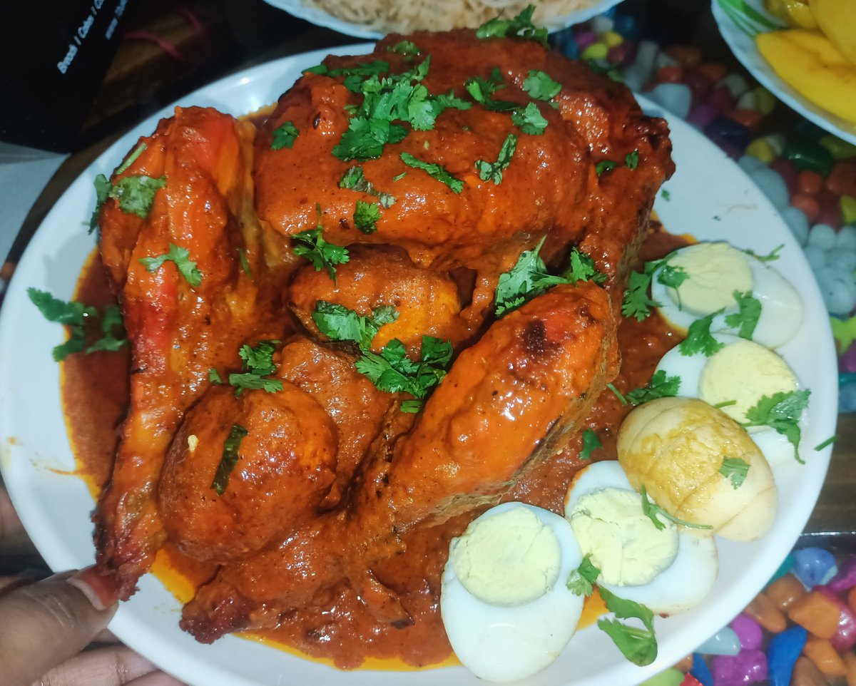 aftab_fatma's tweet photo. https://t.co/ZsUlq5mRbW
Dawat Special Murgh Musallam recipe is very easy to make at home! Full Video link 👆
#newrecipe #veryeasyandtasty #chickenlovers #fullchicken #recipe #Twitterfood https://t.co/jakKantzYH
