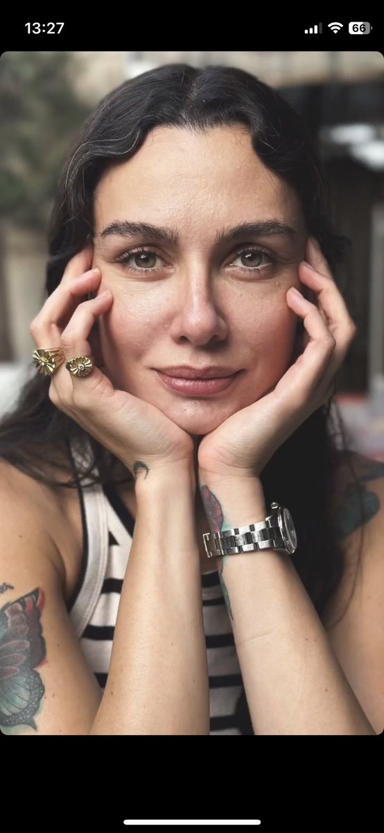 E temos um novo nome para a personagem da nossa Birce em #eşiğinötesinde 
Dr.nülifer
É aí gostaram ?
#BirceAkalay