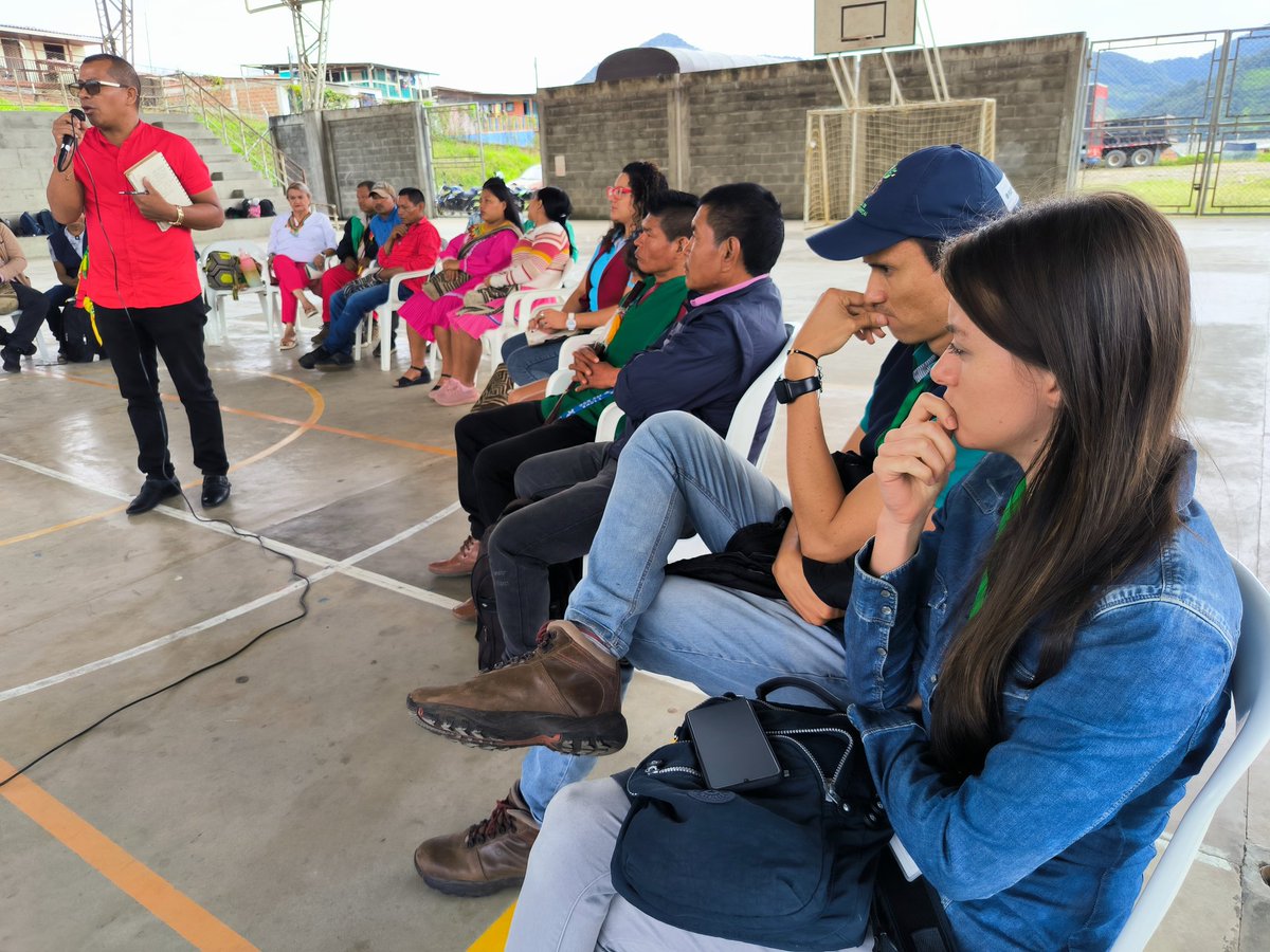 indigenasCRIR's tweet photo. El CRIR inicia con la socialización con los 11 autoridades Indígenas, la segunda fase parcial del Plan Ambiental Indígena de Pervivencia en Convenio con la CARDER. Como objetivo se busca Planificar y Ordenar el Territorio desde la cosmovisión propia de los pueblos. https://t.co/SZMZIJltQC