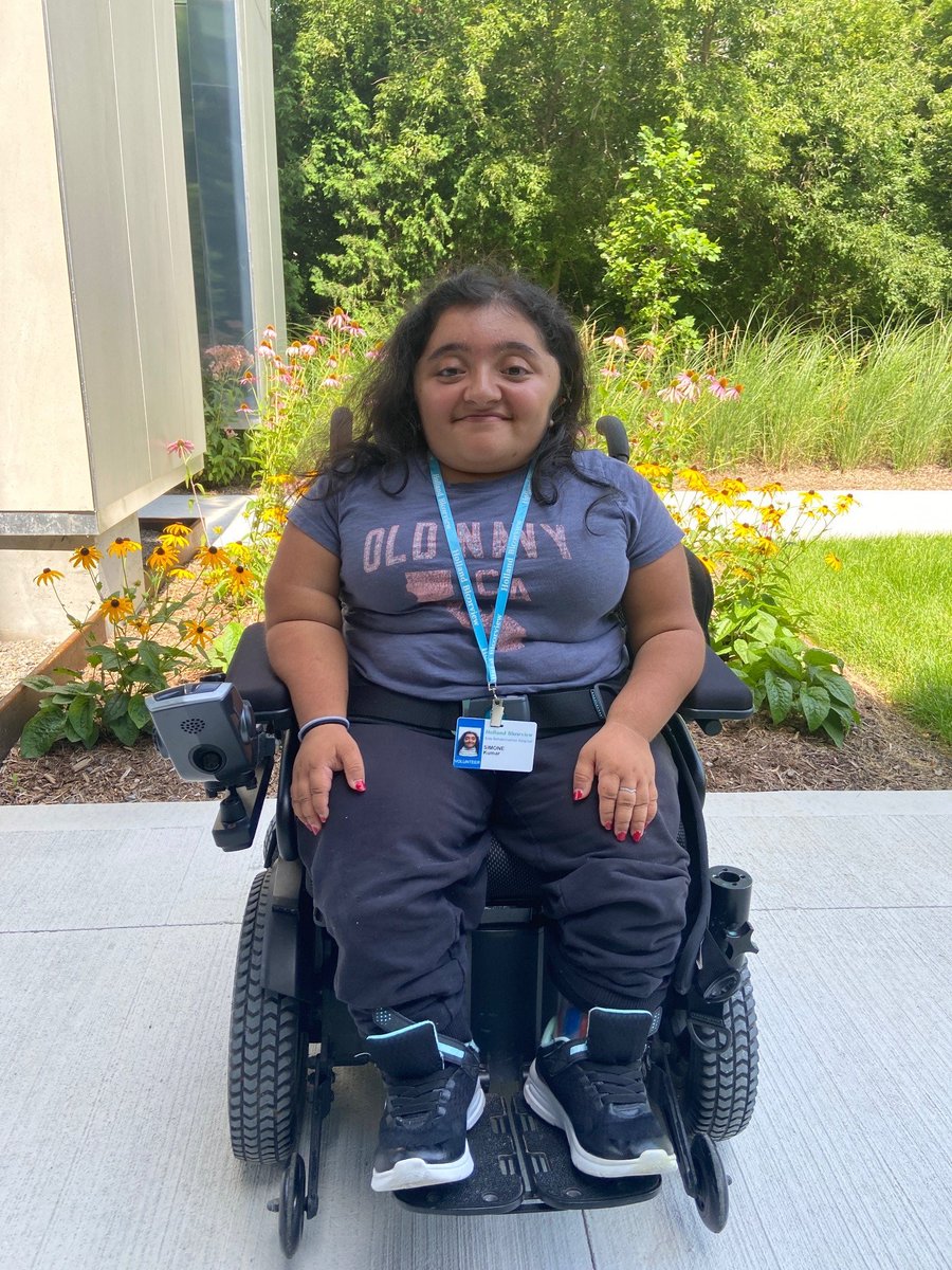 Meet Simone, a volunteer in our Spiral Garden program! “As I continue my journey as a volunteer I want to be able to work on always being open minded and putting the person before their disability.” 

Become a volunteer this fall: bit.ly/3XUcpIk