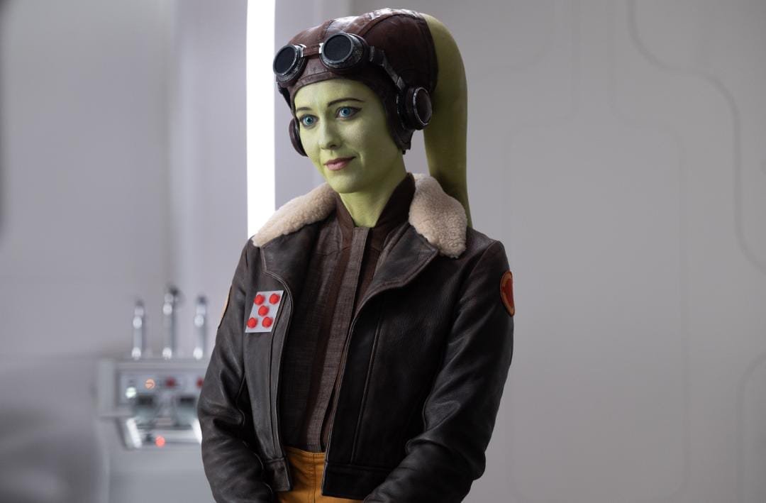 goonielor's tweet photo. Acabo de caer en algo...

La serie de #Ahsoka tiene demasiadas mujeres protagonistas, ¿no? Es raro que no haya salido todavía ningún penas a quejarse.

· Ahsoka Tano
· Sabine Wren
· Shin Hati
· Morgan Elsbeth
· Hera Syndulla

No me creo que no haya provocado alguna embolia 😂