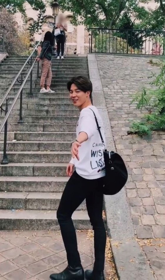 _harrytan's tweet photo. 🩷 https://t.co/yMEauoWAxp