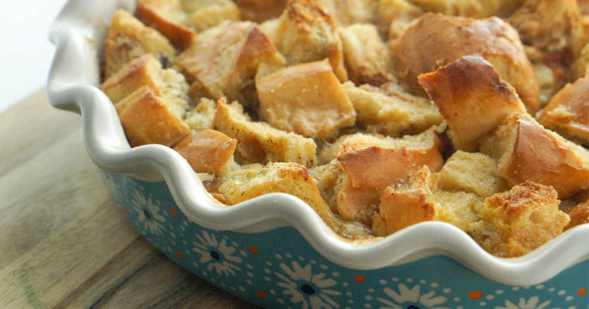 Family Brunch Recipe: Make Ahead French Toast Casserole mamalikestocook.com/make-ahead-fre…
