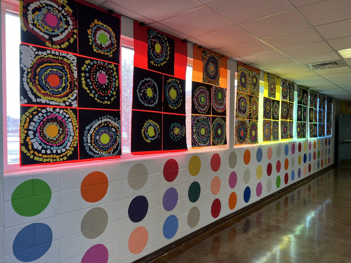ARTClark3978's tweet photo. Scholars worked together in groups to create the sun mosaics as our first school wide collaborative art project #ItsOurTimeToShine @MilamMagnet @ECISD_FineArts @EctorCountyISD @Dorothy0rtiz #bigartday https://t.co/BV2yE0eVgN