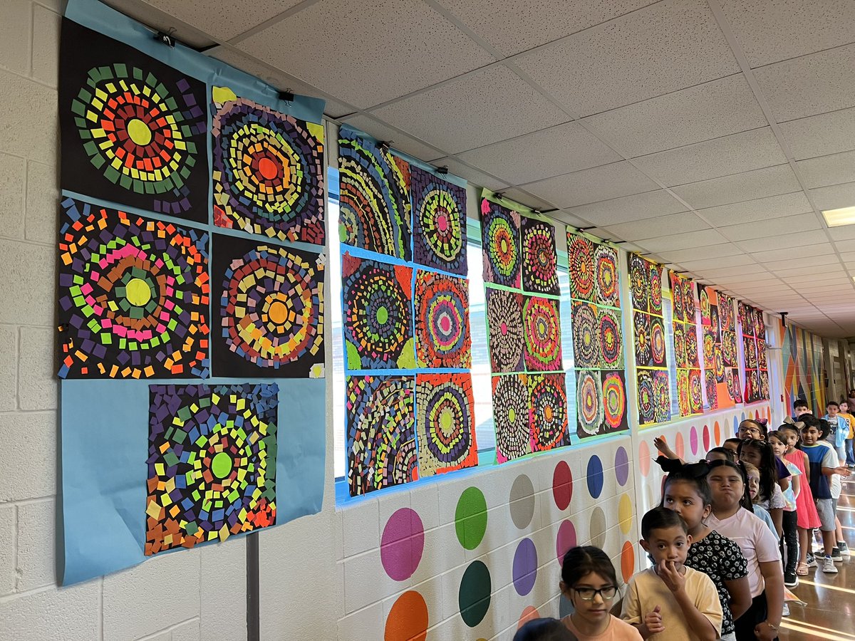 ARTClark3978's tweet photo. Scholars worked together in groups to create the sun mosaics as our first school wide collaborative art project #ItsOurTimeToShine @MilamMagnet @ECISD_FineArts @EctorCountyISD @Dorothy0rtiz #bigartday https://t.co/BV2yE0eVgN
