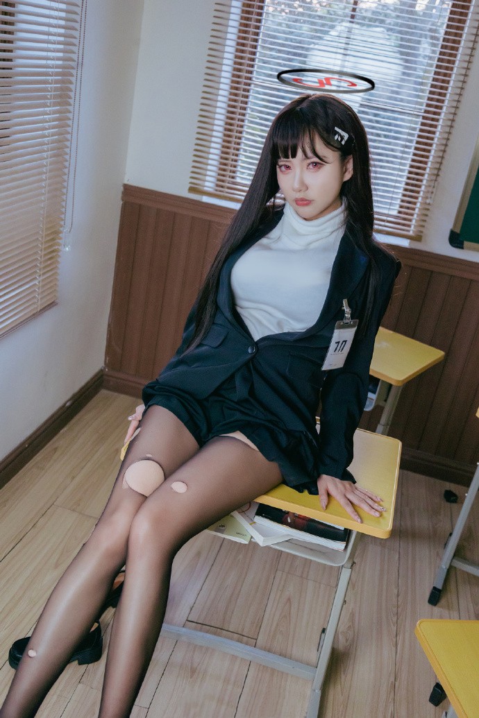 SuckMiLonger's tweet photo. 我���是想发黑丝😡我要给大家看莉音😡😡 https://t.co/ZoFBaBNxQO