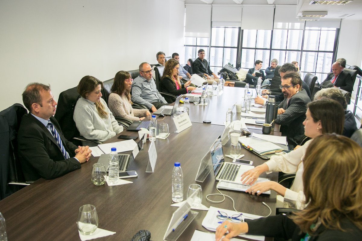 ecovinaarg's tweet photo. Se repasaron los avances concretos en cuestiones centrales para la consolidación y funcionamiento del Ente y se fijaron las próximas pautas a trabajar. 
Mas info: https://t.co/13bMFb96gY https://t.co/6M5WDf99V2