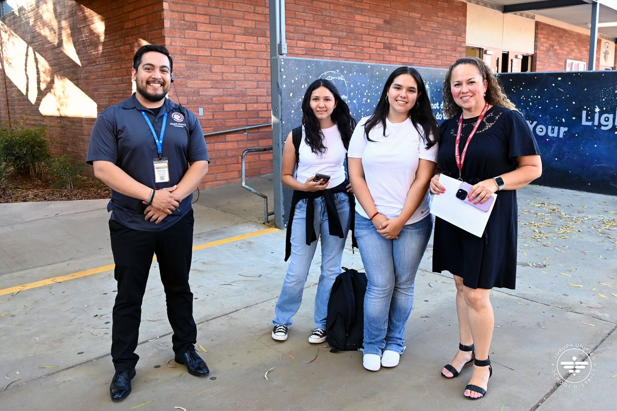JurupaUSD's tweet photo. 🎒 Students and families learned more about opportunities, resources, and the school community at Mission Middle during yesterday’s Back to School Night. Wishing all of our Mustangs a successful year! 🐎 #jusd #jusdshares #jusdvision #jurupaexperience #backtoschoolnight https://t.co/Rzqi2Bn1ME