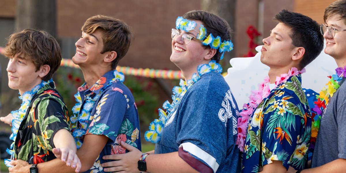 freedhardeman's tweet image. FHU Interface 2023 – Luau 🏝 🌊

#FHUFamily #Interface2023 #FHUInterface