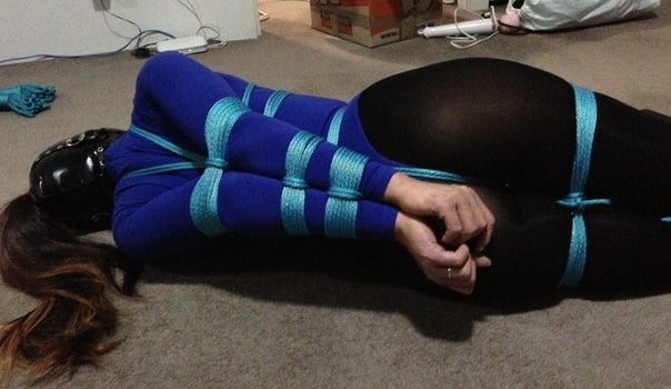 A good figure is always more appetizing when it has tieds surrounding it.