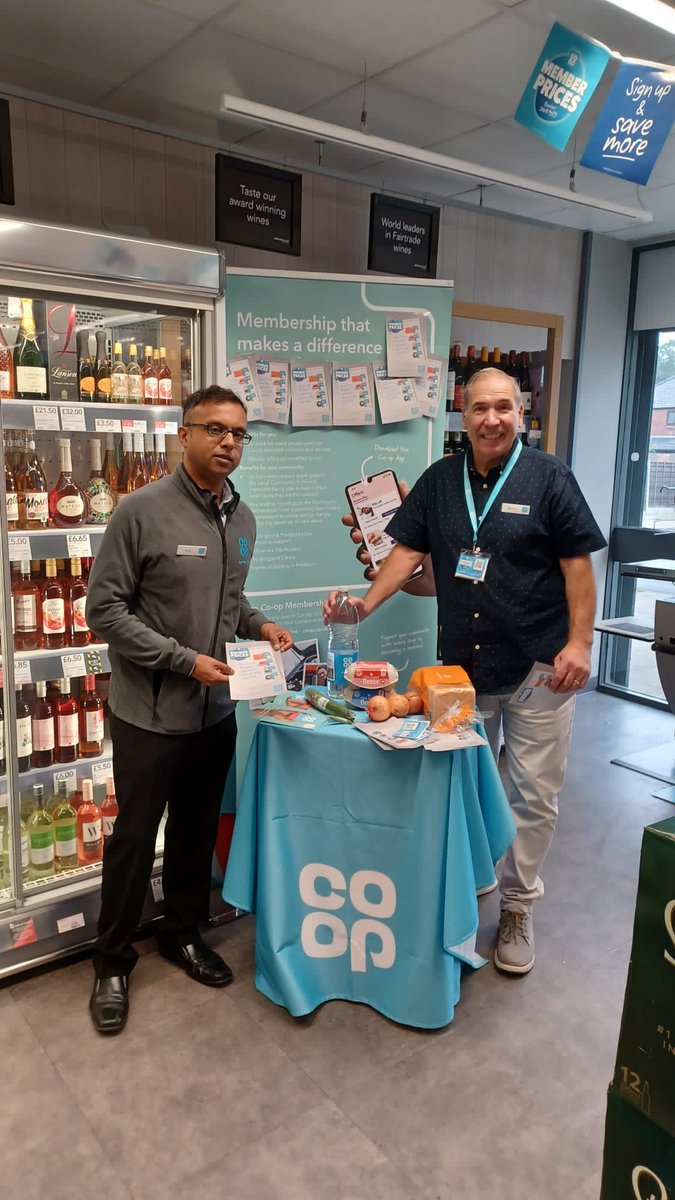 MartinB35114450's tweet photo. @coopuk #Memberhour great to be out and about talking #MemberPrices with our super colleagues and members supporting Local Causes whenever they shop in our local stores.
@Ozymandias27 @DellaMcDonald18 @jodibogi https://t.co/wBi0NqT7RI