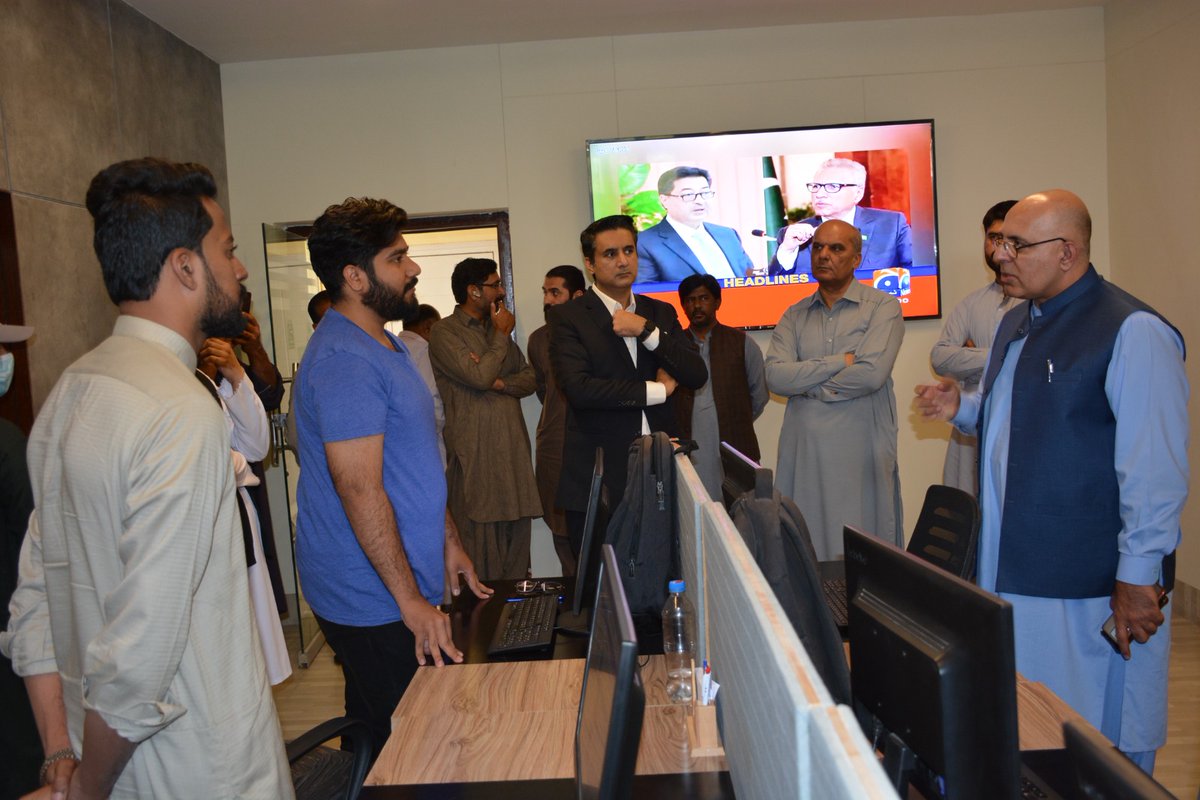 B_Today_O's tweet photo. Delighted to brief Caretaker Minister @Jan_Achakzai &amp; Sec. Info. @hamzashafqaat  SB on media cell operations. Minister Achakzai's insightful grasp of social media's potential promises a promising ascent to new horizons.
#Balochistan
#informationcell
 #MediaExcellence https://t.co/etTeuyddDN