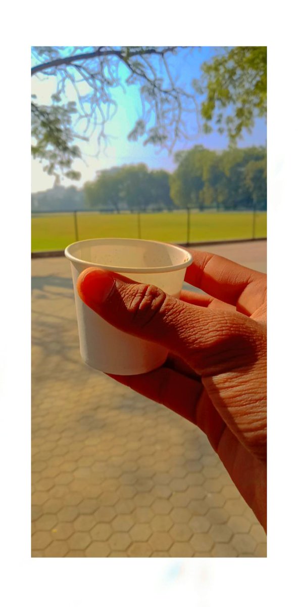 RGanava27's tweet photo. Logo Ko Rat Ko Chai Pikar Nid Nahi Aati 🤷 
Our Mae Jab Tak Rat Ko Chai Na Pivu Tab Tak Mujae Nid Nahi Aati 🥺

#chai #TweeterWorld #Sleep #think #tea 
#different https://t.co/kFNbURs0VB
