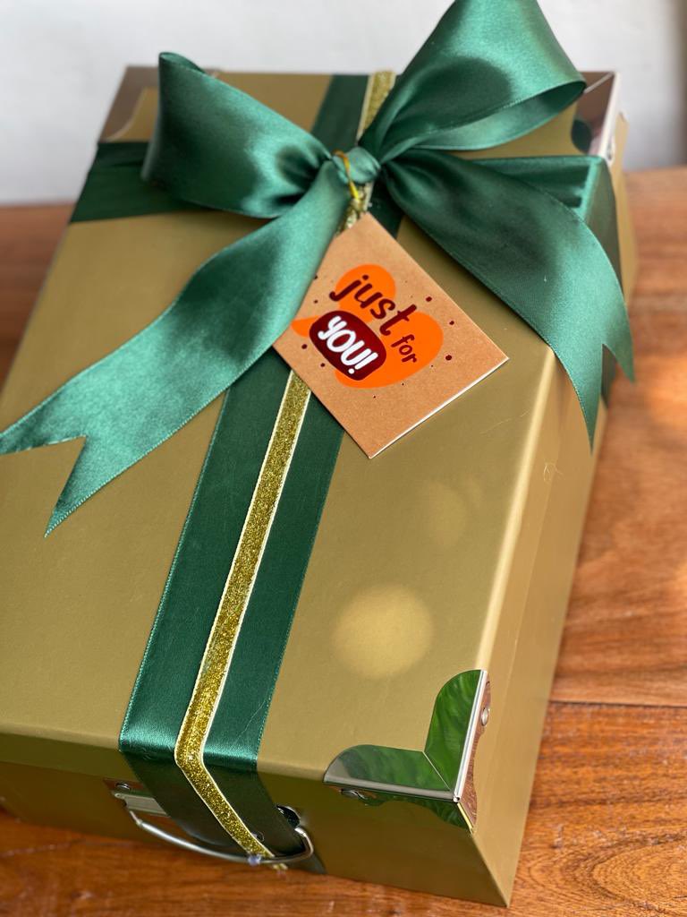 boxedblissgh's tweet photo. Let's curate the perfect gift for that special person in your life

To order a box:
•Call/WhatsApp 0242744983

#BoxedBliss #giftideas #giftwrapping #giftboxes https://t.co/C829fSp63o
