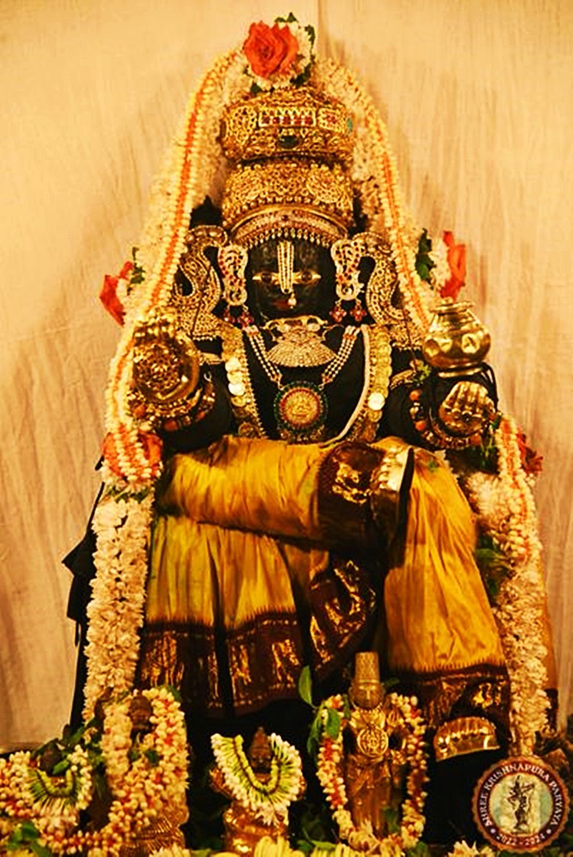 KRISHNAPURA PARYAYA 24 Aug 2023 
ಉಡುಪಿ ಶ್ರೀ ಕೃಷ್ಣ ದೇವರಿಗೆ ಶ್ರೀ ಧನ್ವಂತರಿ ಅಲಂಕಾರ 
Sri Dhanvantari Alankara.
Alankara &amp; Maha Pooja By Shri VidyaSagara Theertha Swamiji, Sri Krishnapura Matha(PARYAYA MATHA).
Follow us @ facebook.com/UdupiSriKrishn…
For Online Seva:
krishnapuramatha.org/seva.php