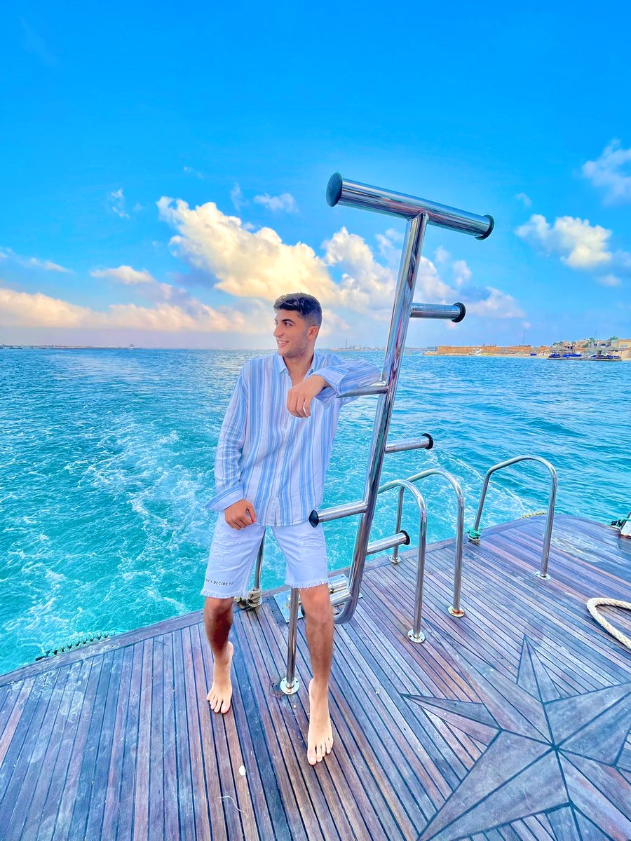 tooo7aaaaaaa's tweet photo. عينكوا دايما عليا بس ربنا دايما حارسني🧿🪬💙🌊🛥️. https://t.co/WsOsnk3Qvk