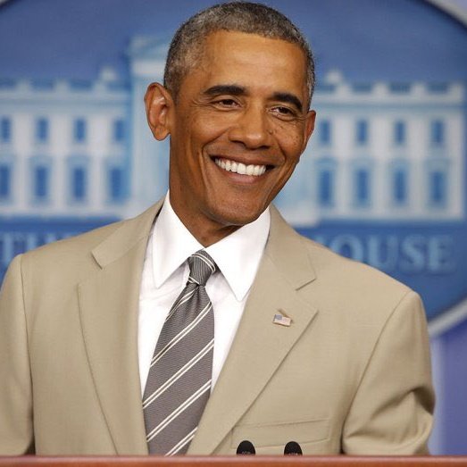 Happy Thursday! Guess who's not getting a mug shot today? #TrumpMugShot