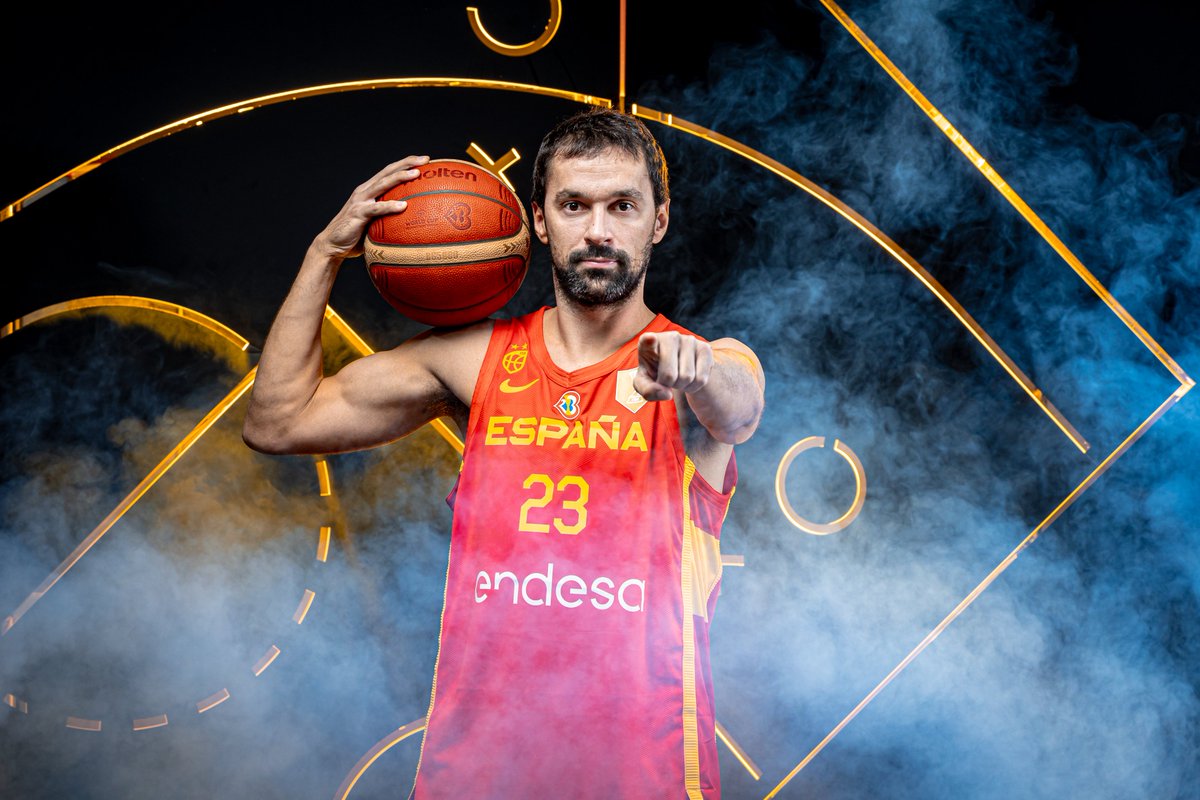 FIBAWC's tweet photo. The defending champs are here to make another title run! 🏆

#FIBAWC x #WinForEspana 🇪🇸 https://t.co/nZabbcl5Bn
