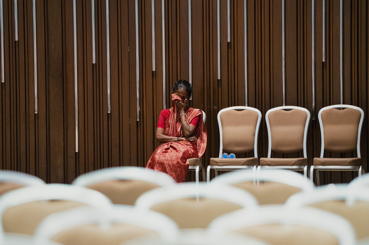 This Two Pictures are not just two Pictures!
That's The Emotion ❣️🥰

#Praggnanandhaa #praggnanandha #chessWorldCup2023 #ChessWorldCup #FIDEWorldCup2023 #FIDEWorldCupFinal