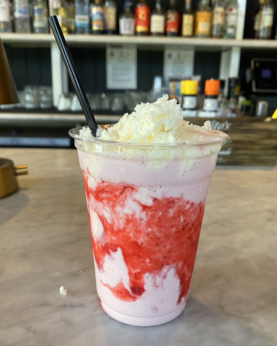 bocadoavalon's tweet photo. Craving something...classic?  Our strawberry milkshake is a perfect choice during the dog days of summer! https://t.co/LmkMylLHR5
